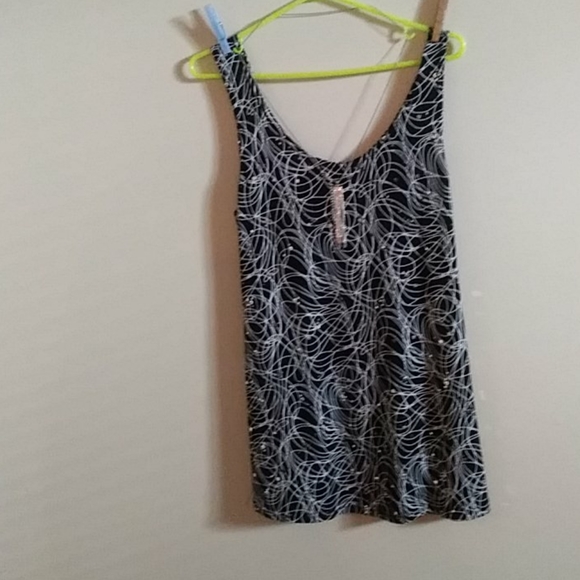 Top - Picture 8 of 8